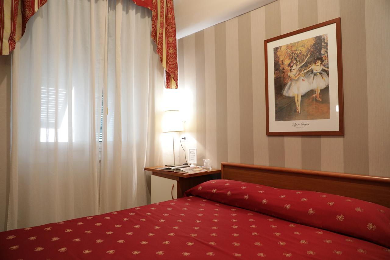 Helvetia 3*